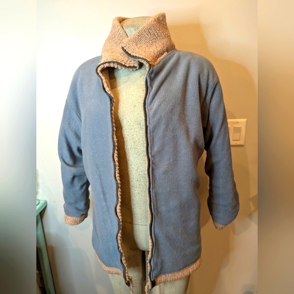 Wool zip up Cardigan jacket with fleece lining. 100% wool size L by Laundromat - Picture 9 of 11